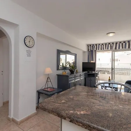Santa Maria 67 - Two Bed דירה *